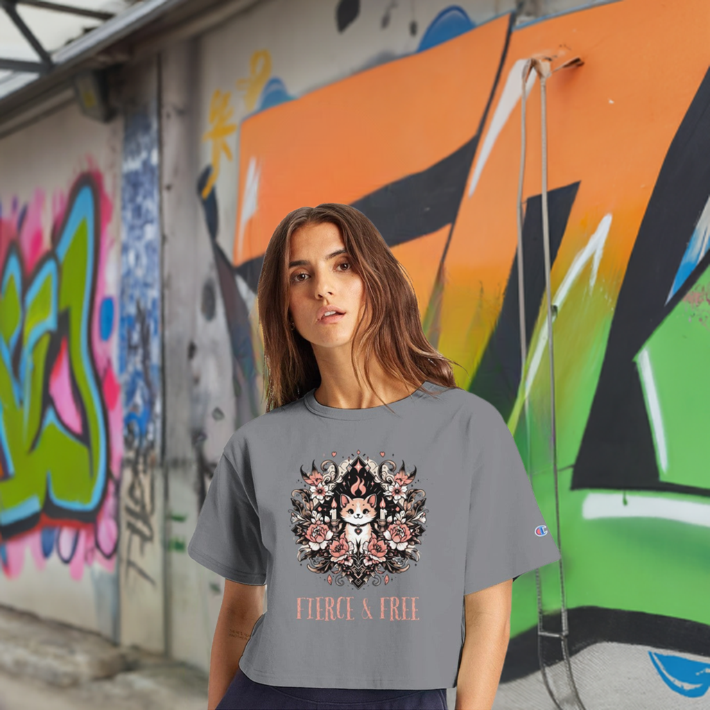 Champion | Kurzes T-Shirt für Damen – Wild &amp; Frei